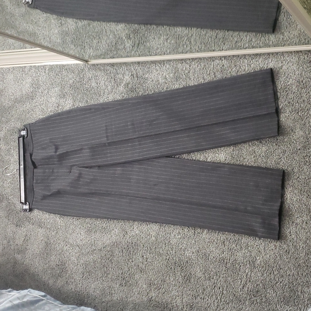 Kate Hill Gray Pinstripe Trousers size 6